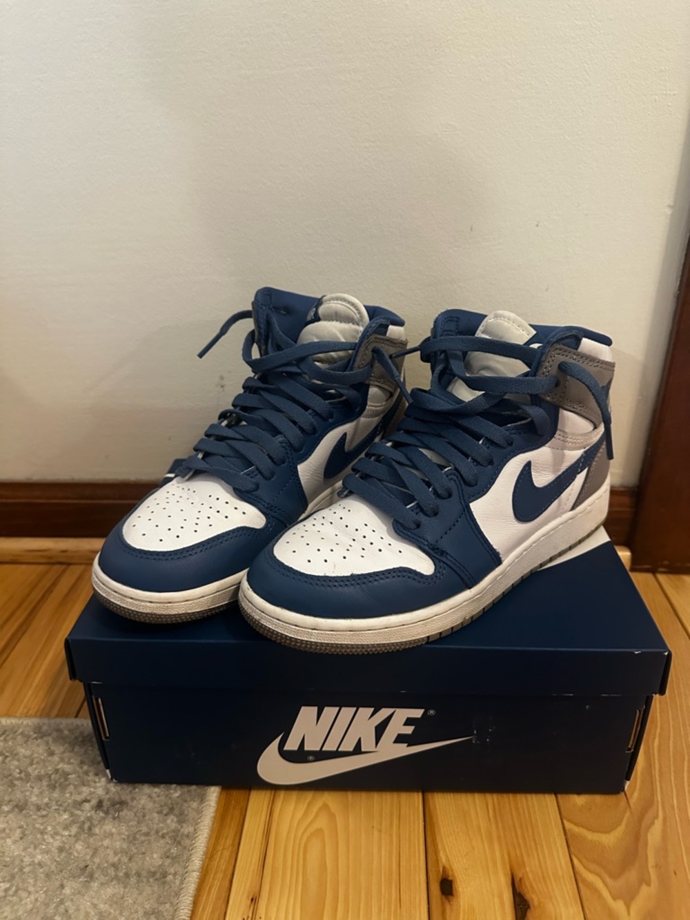 Jordan Kids High-Top Sneakers - White & Navy